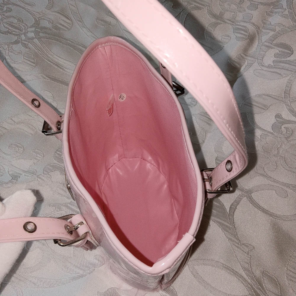 Hello Kitty Mini Bag - Picture 7 of 11